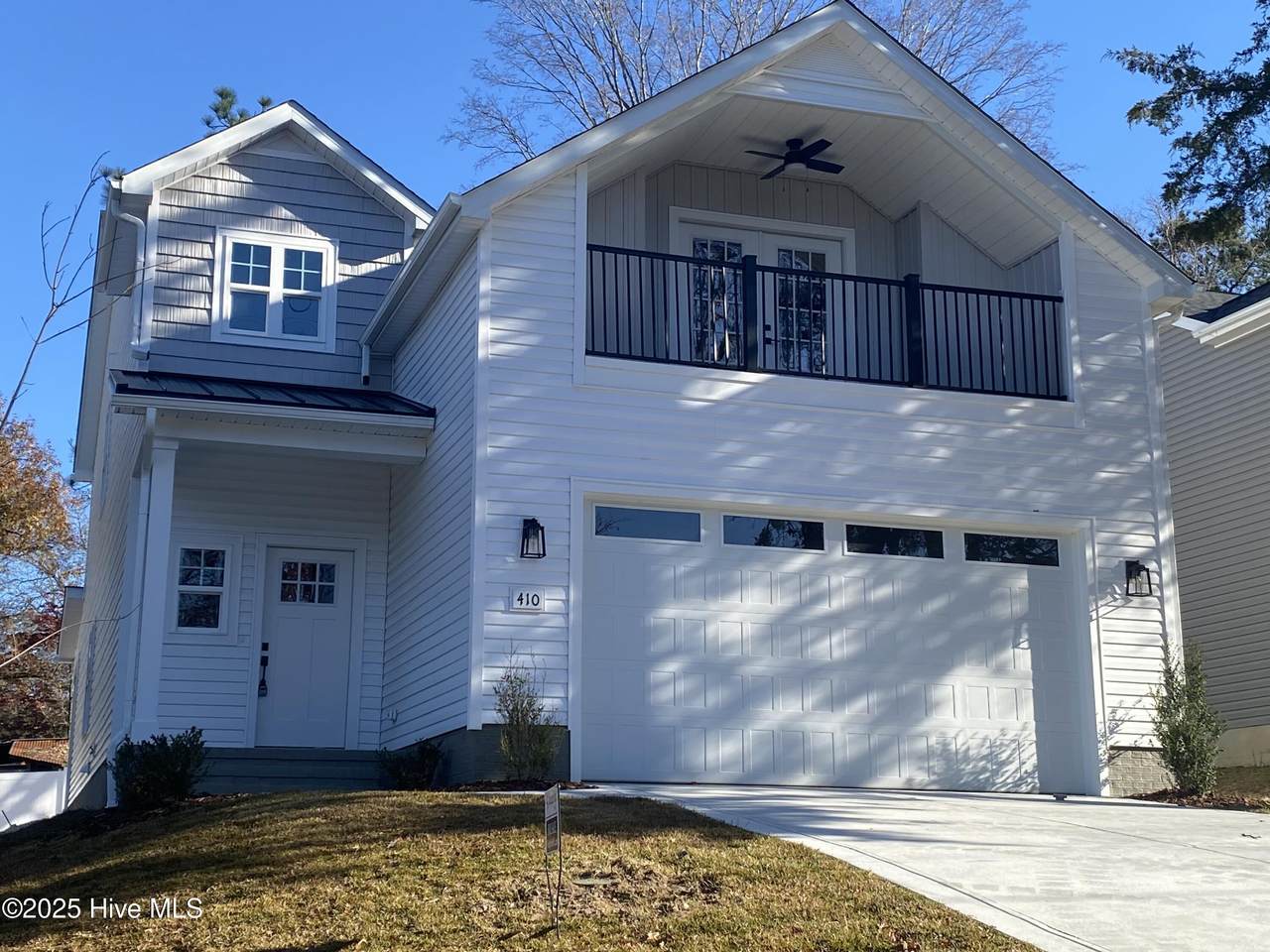 410 Summit Street - Photo 1