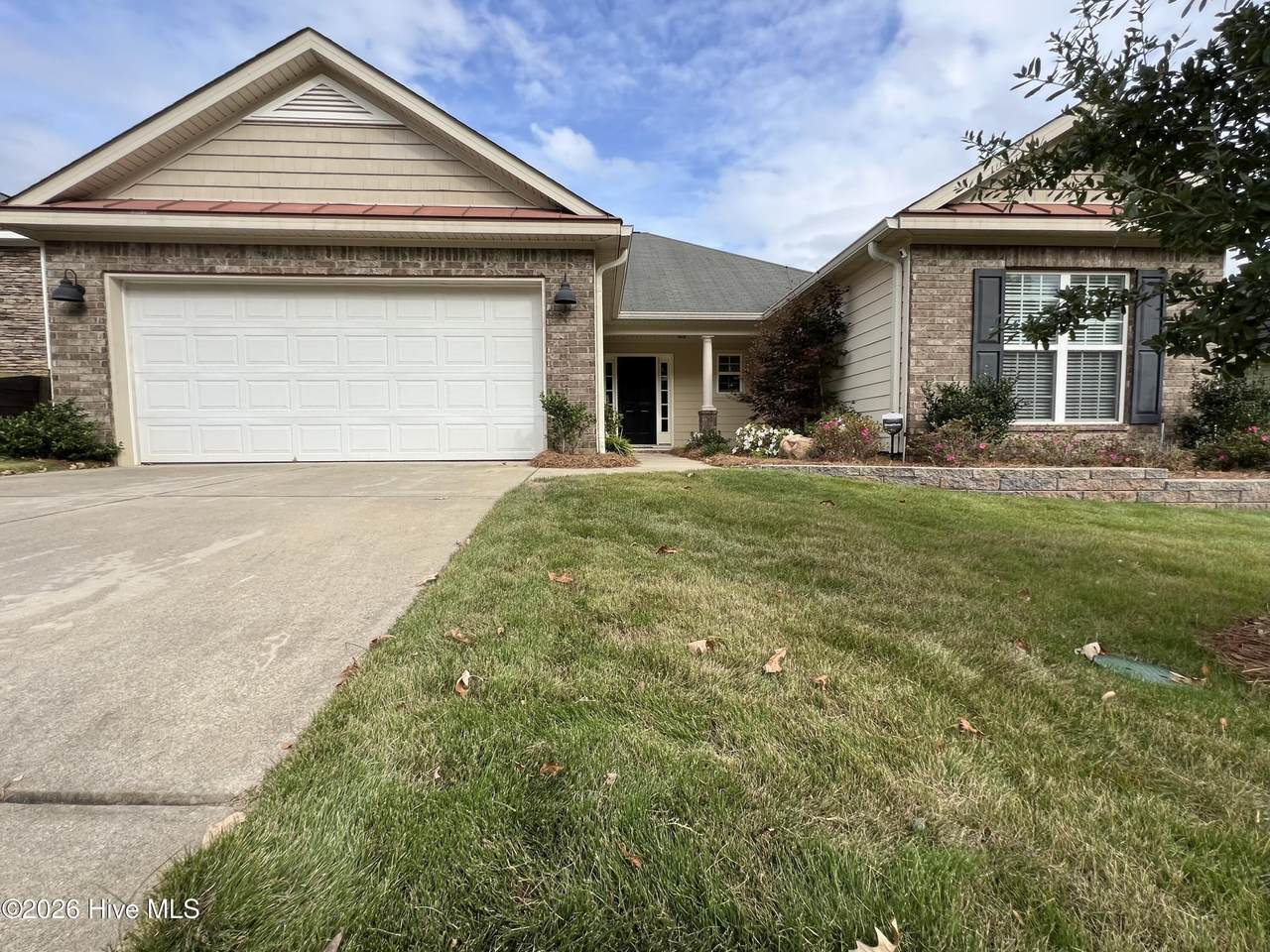 729 Wickham Drive - Photo 1