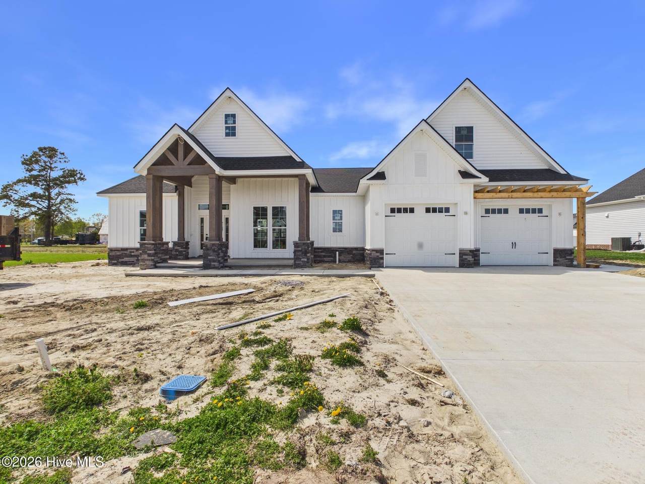 109 Lands End Drive - Photo 1