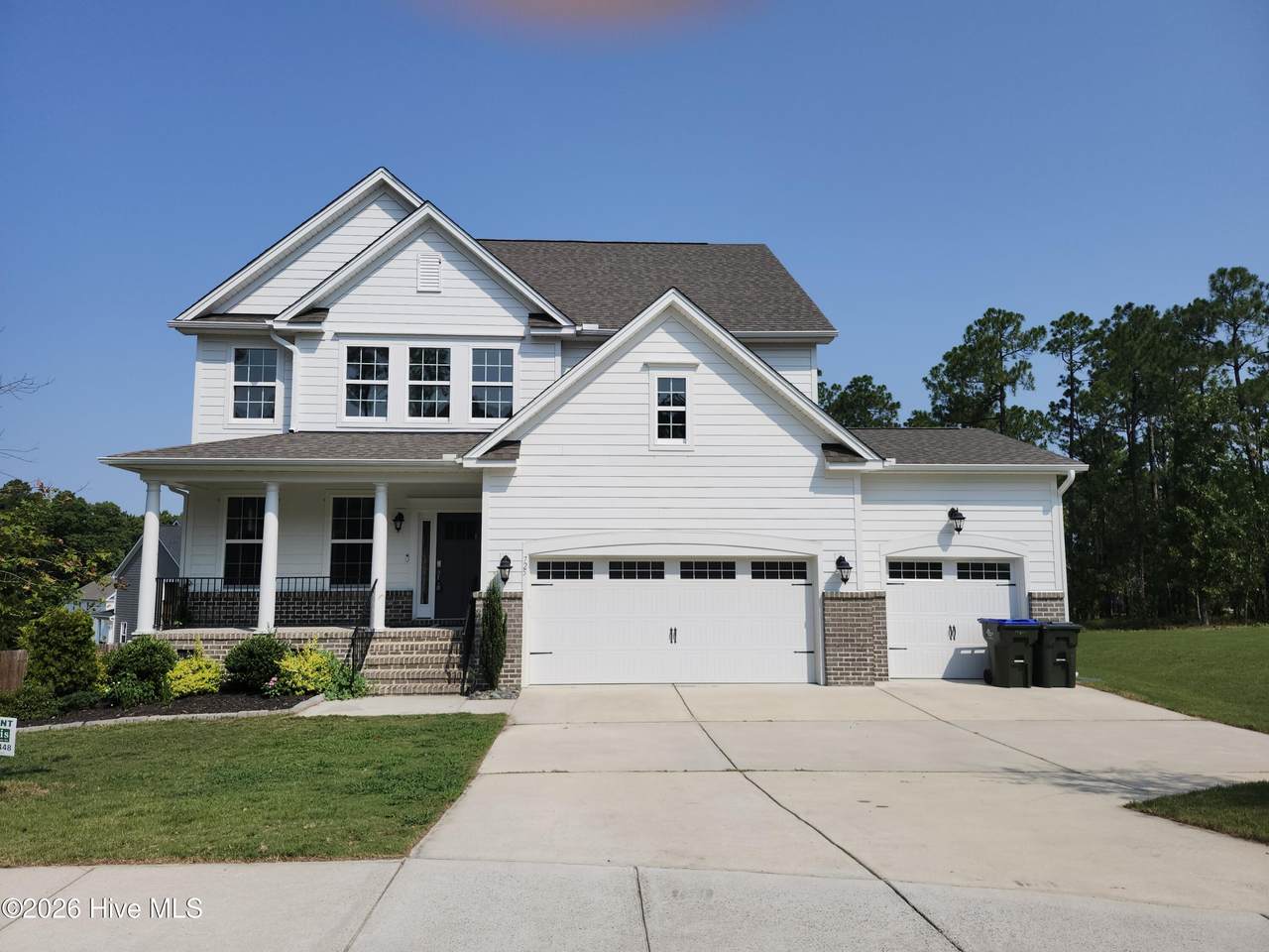 725 Hayworth Court - Photo 1