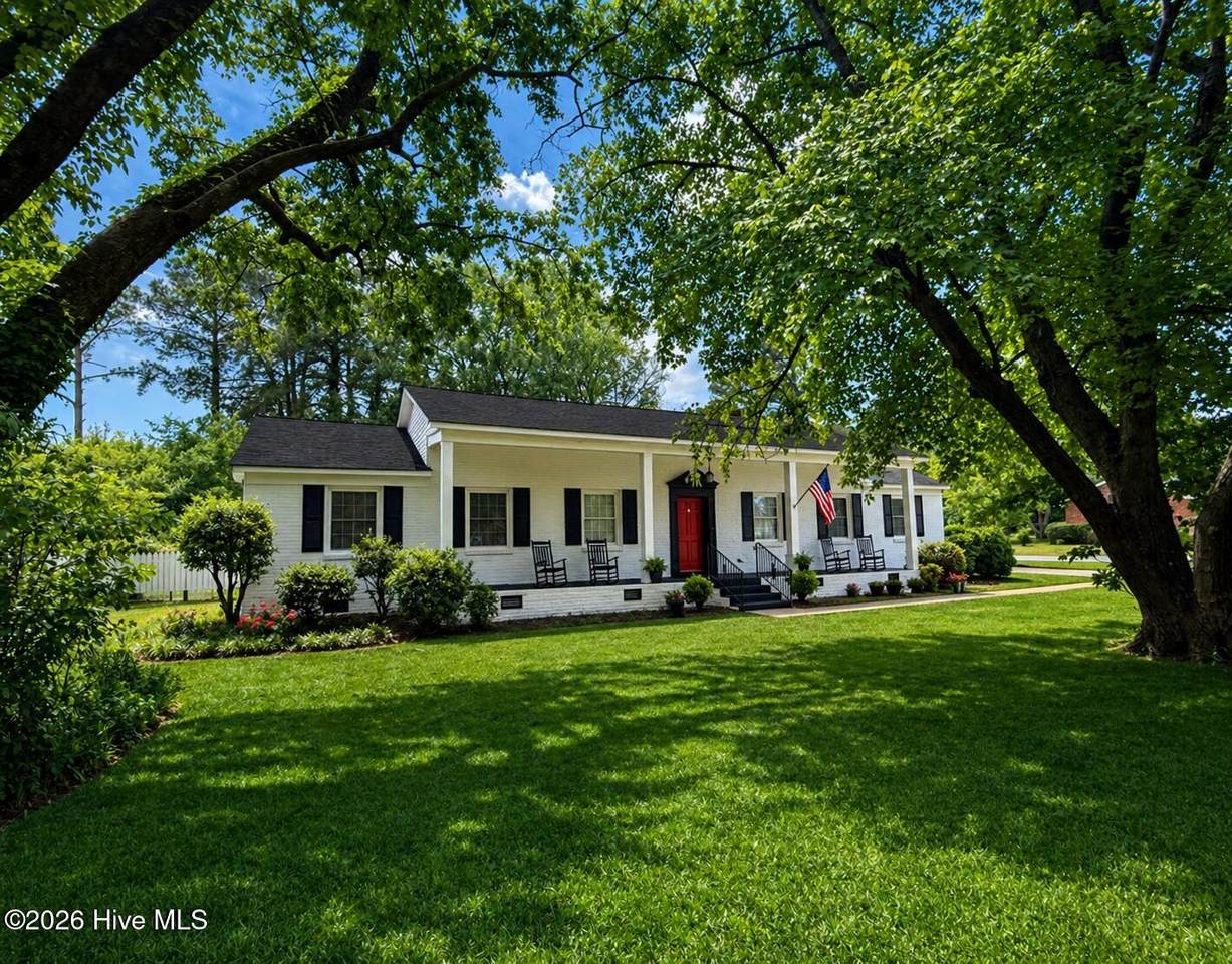 200 Lee Street - Photo 1