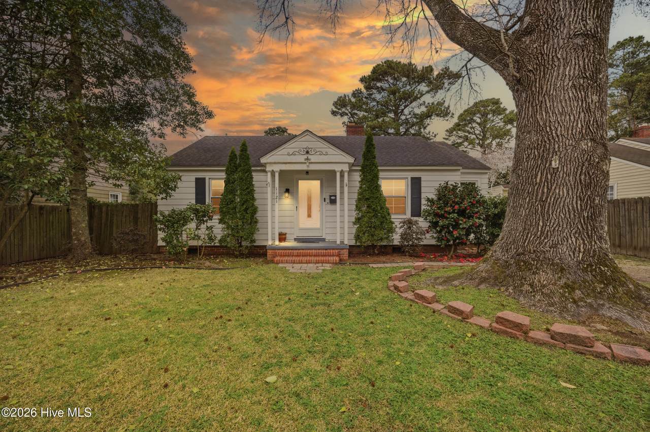 1121 Williams Circle - Photo 1