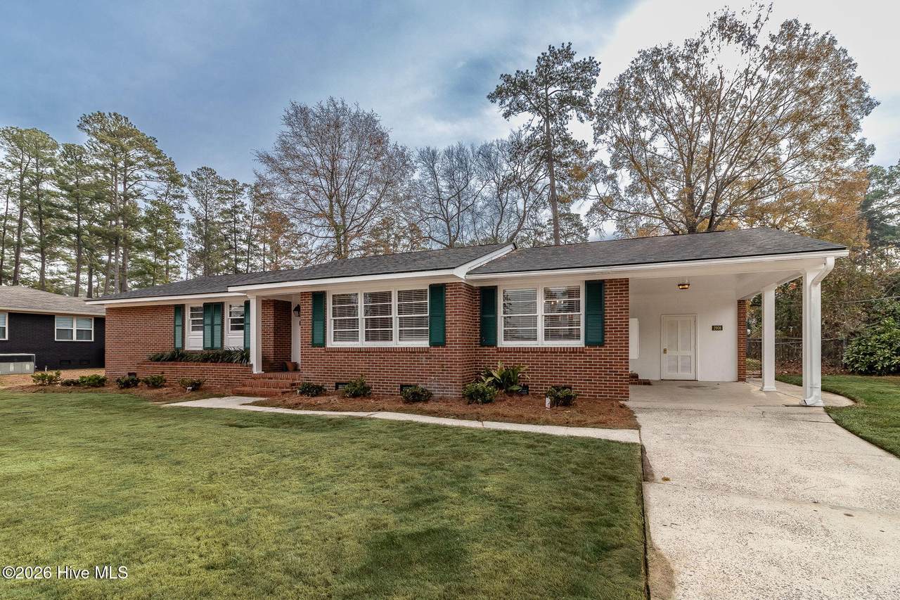 2908 Stratford Drive - Photo 1