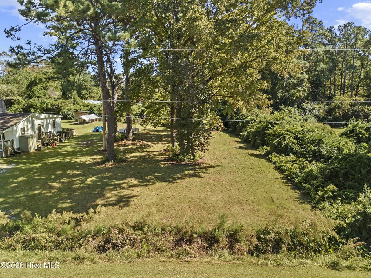 105 Kings Parkway - Photo 1