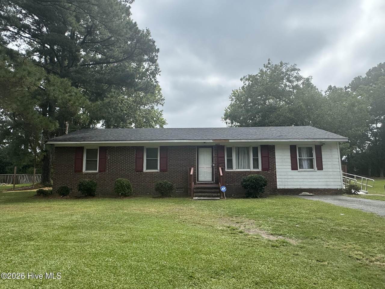 1671 Anderson Road - Photo 1