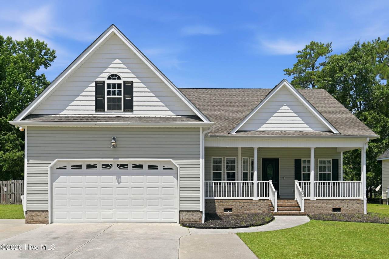 204 Wedgefield Circle - Photo 1
