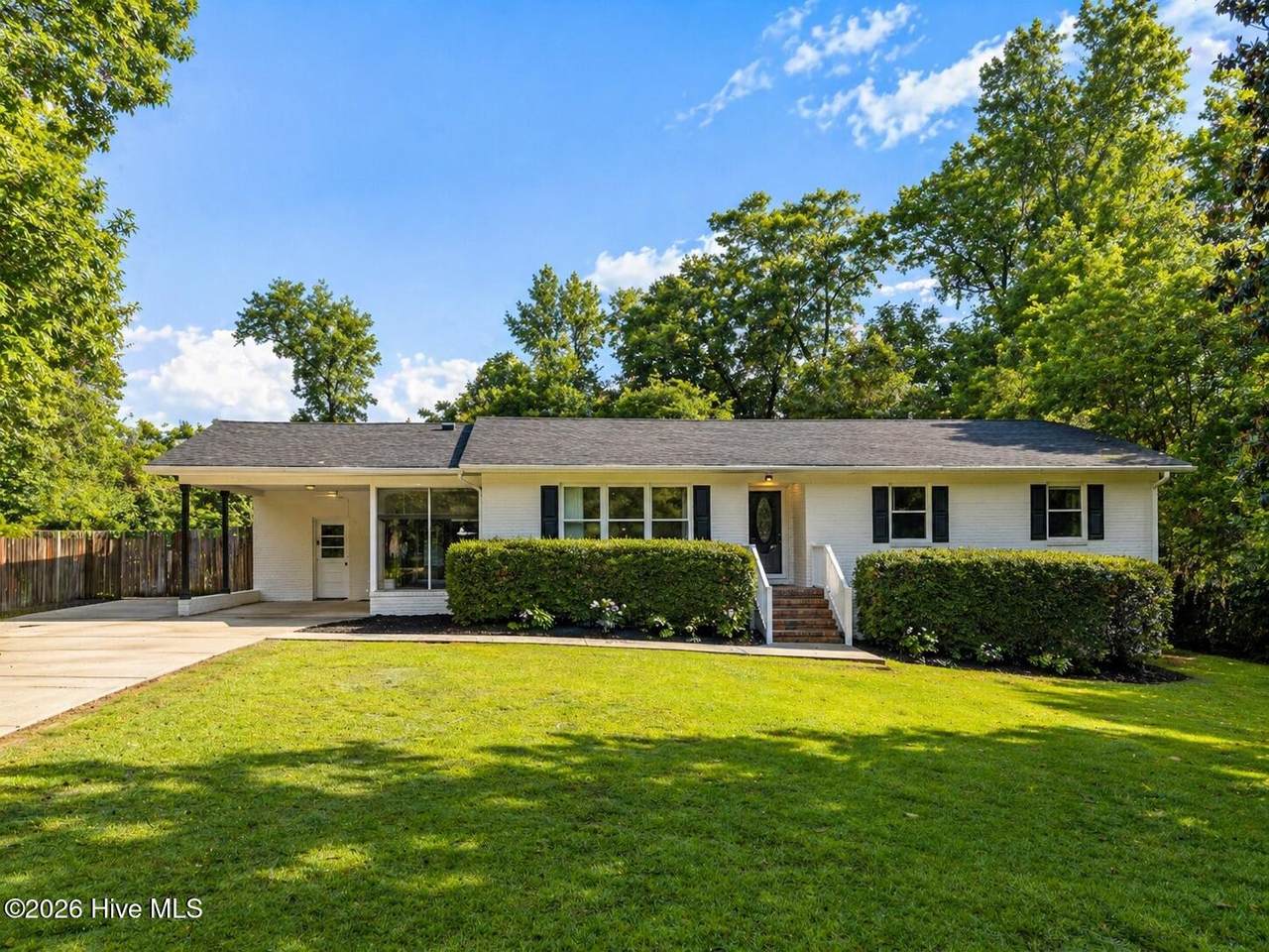 34 Holland Drive - Photo 1