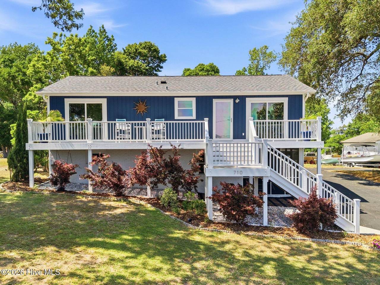 710 Hughes Road - Photo 1