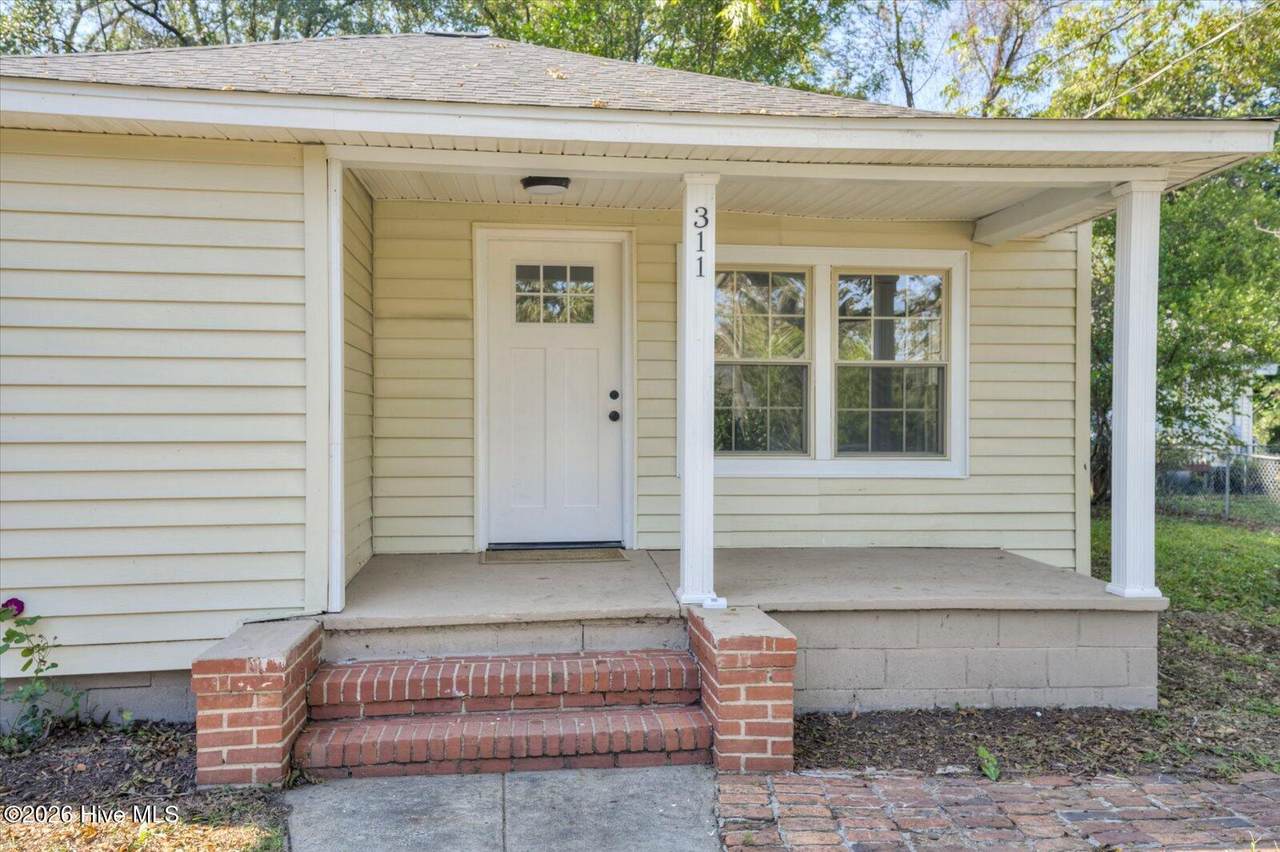 311 Abbeville Avenue - Photo 1