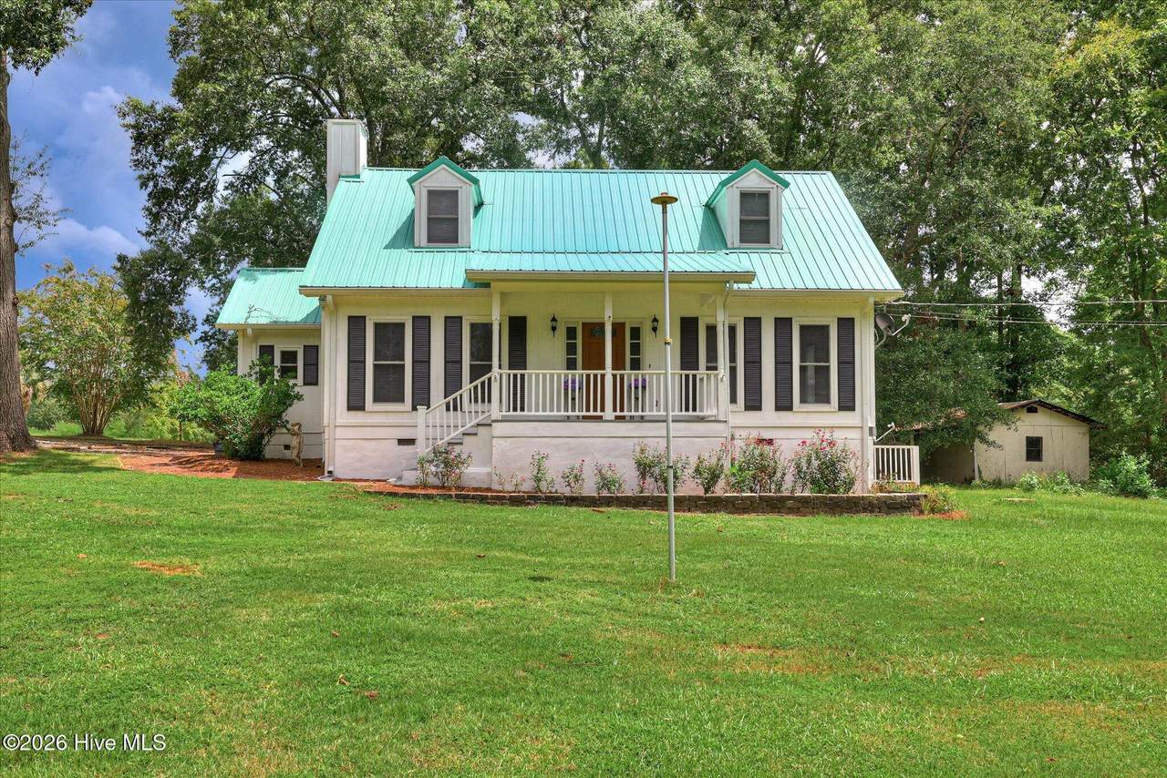 973 Forest Drive - Photo 1
