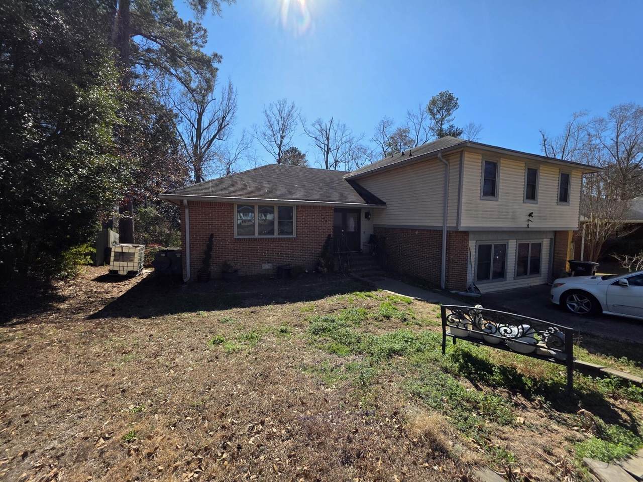 429 Shallowford Circle - Photo 1