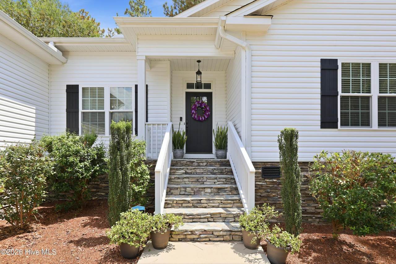 280 Spring Lake Drive - Photo 1