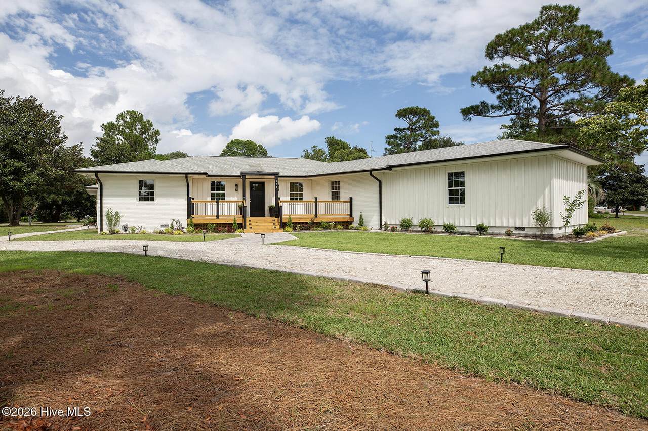 701 Pine Valley Drive - Photo 1