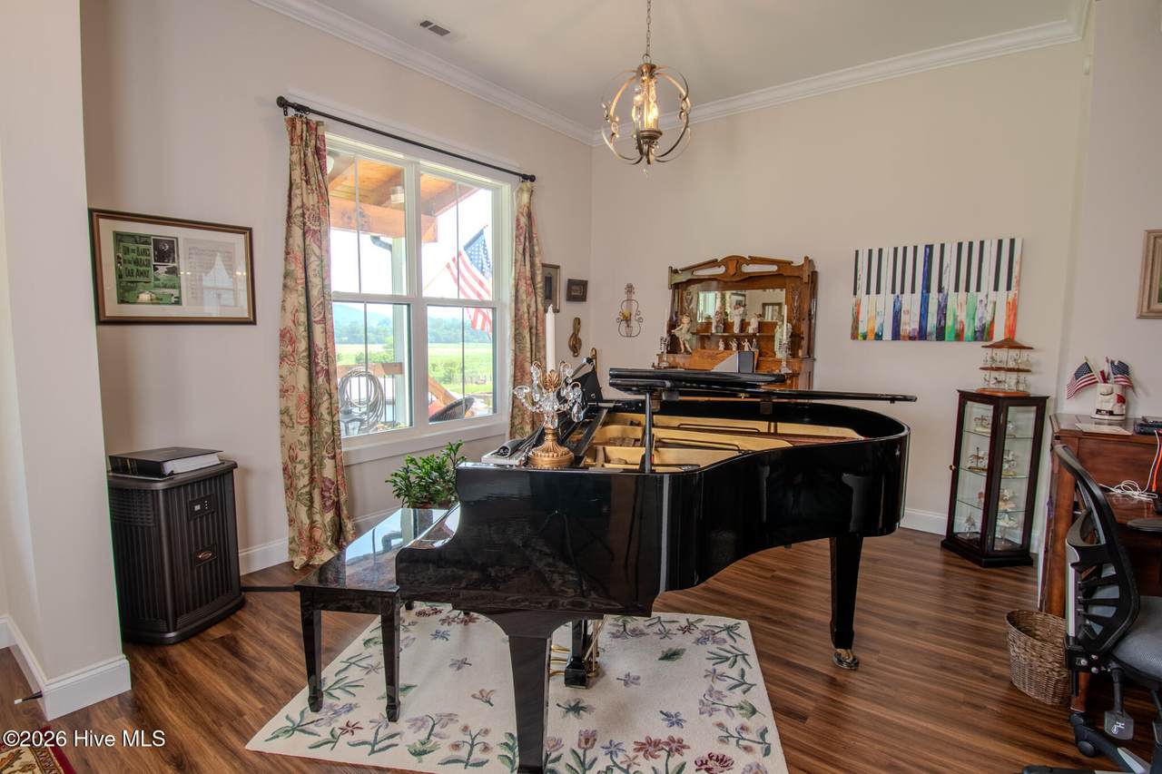 1455 Upper Peachtree Road - Photo 1