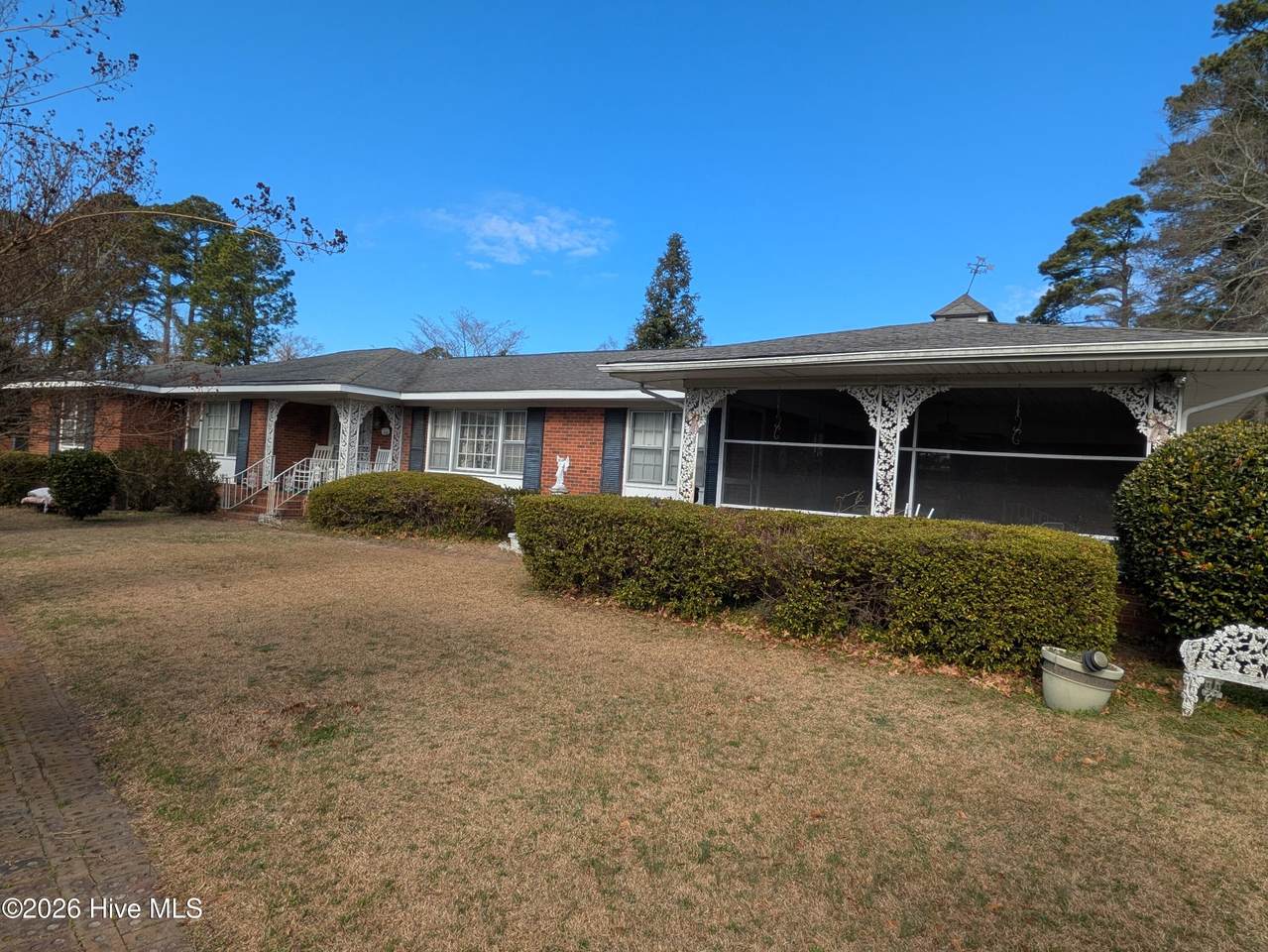 1423 Greenville Boulevard - Photo 1