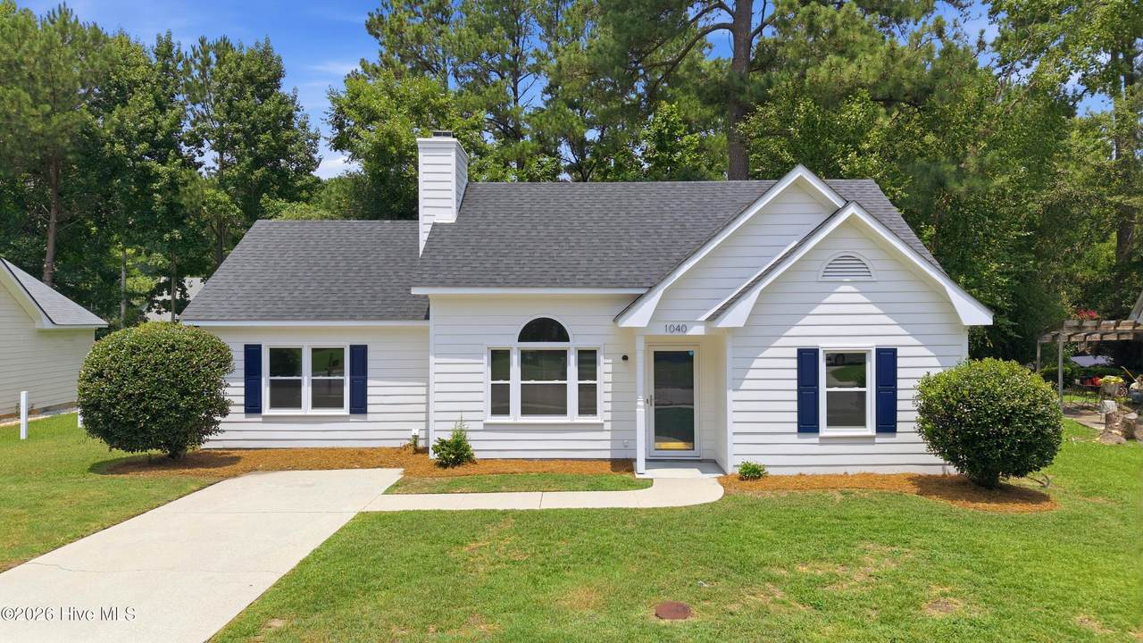 1040 Southbriar Drive - Photo 1