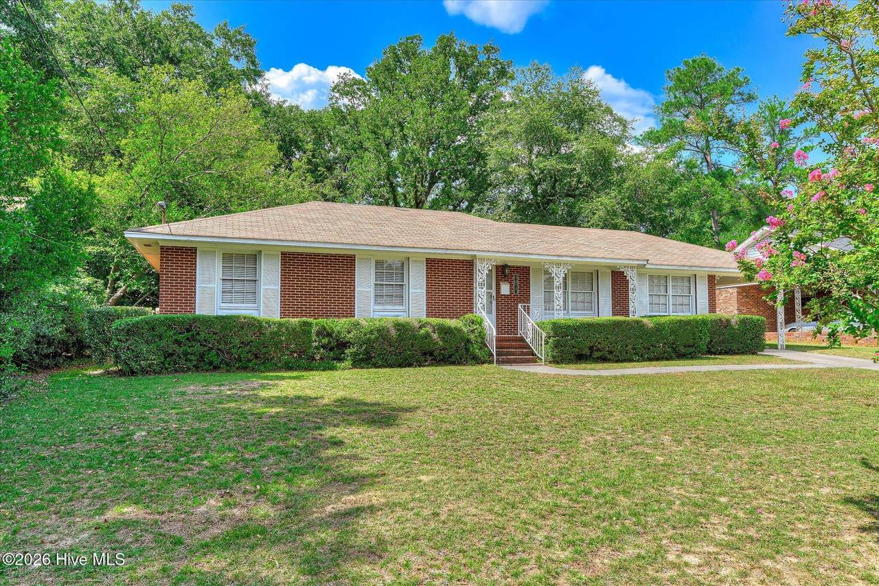 1423 Hickman Road - Photo 1