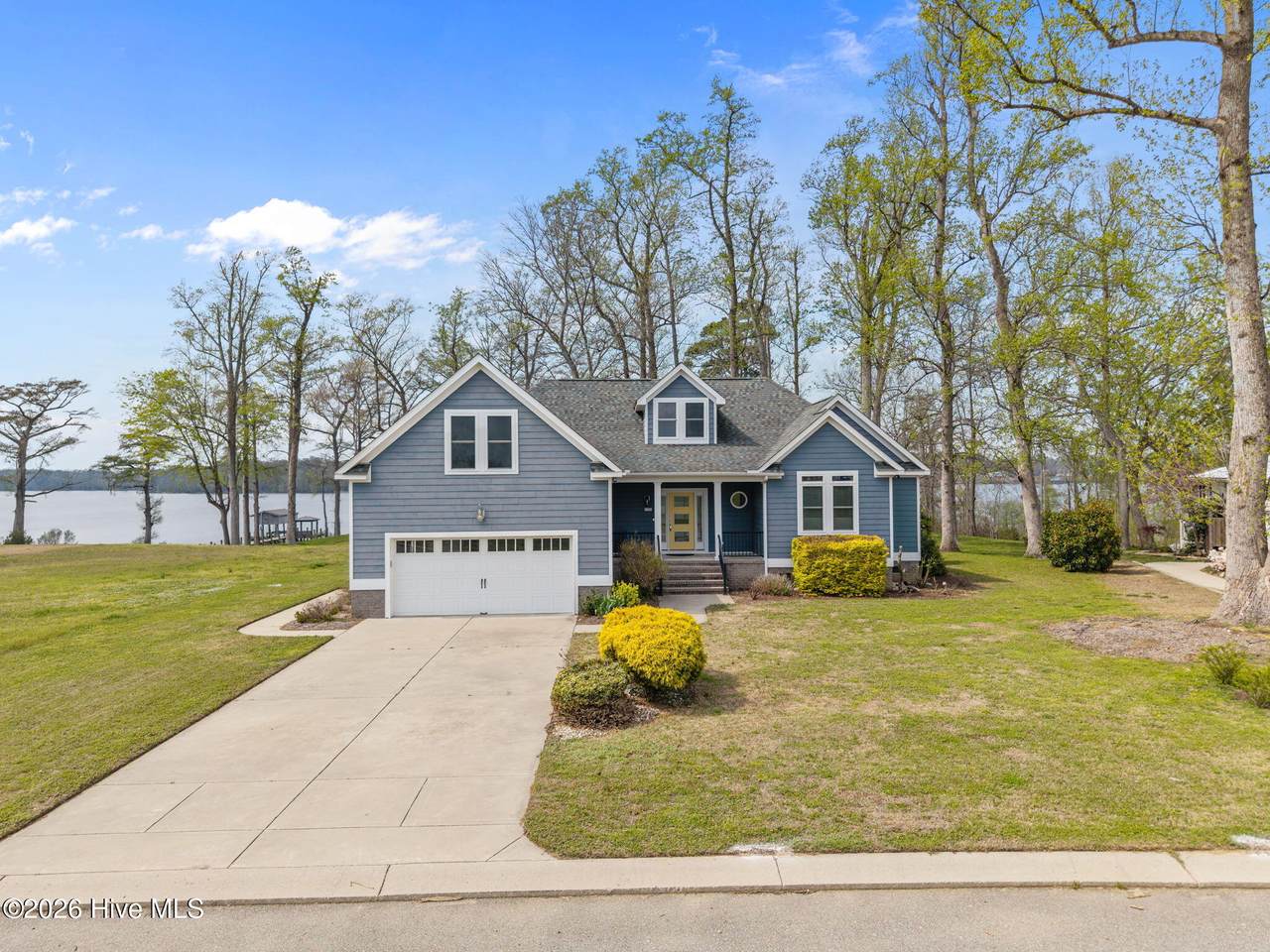 168 Royal Way - Photo 1