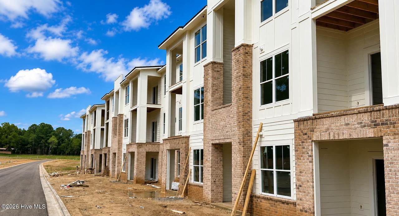 520 Trove Lane - Photo 1