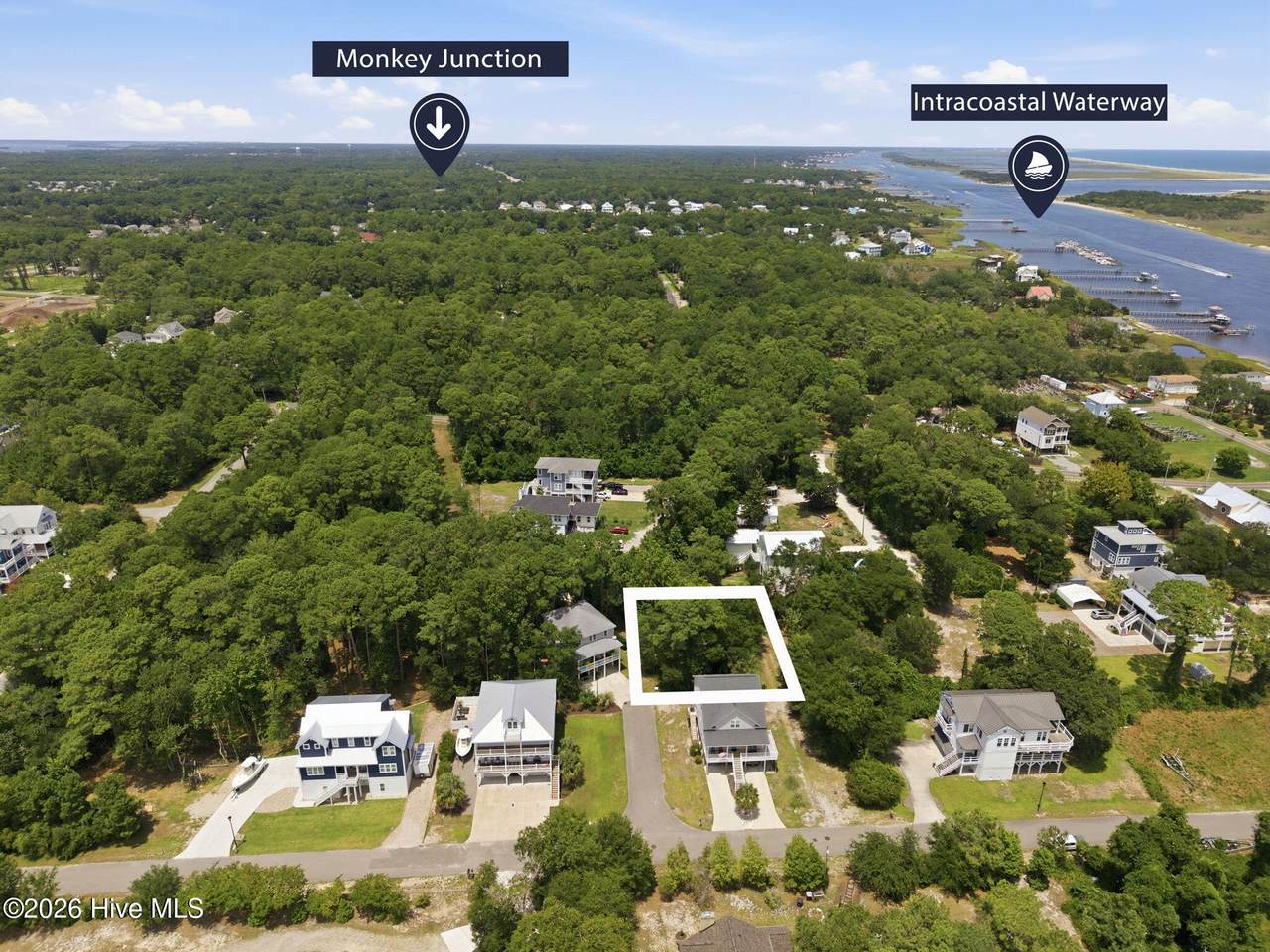1021 Saltspray Lane - Photo 1