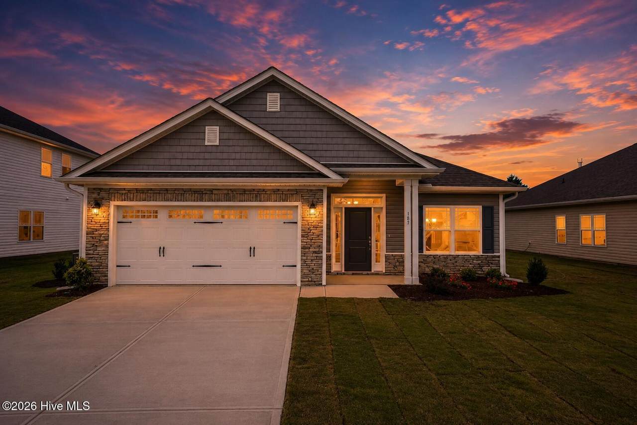 421 Whitetail Way - Photo 1