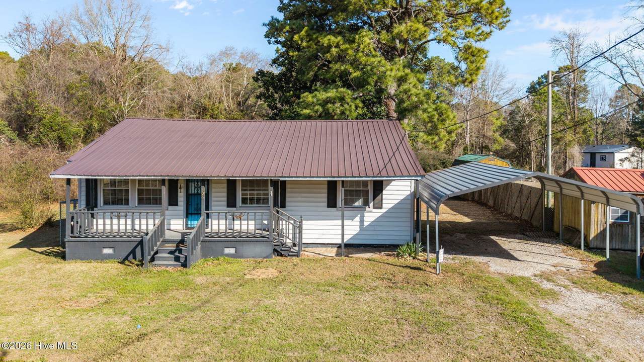 306 Easy Street - Photo 1