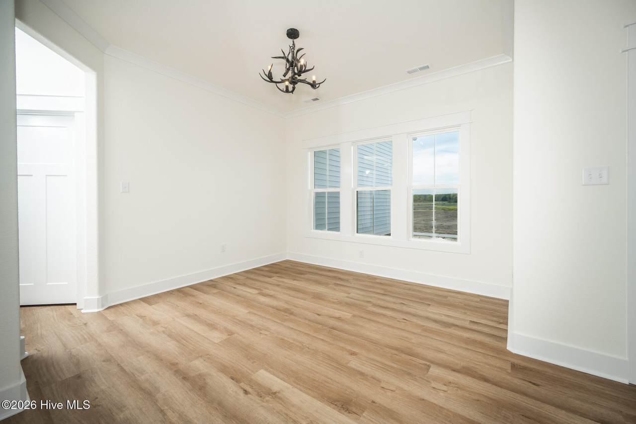 https://bt-photos.global.ssl.fastly.net/ncreg/1280_boomver_1_9a2827bd5493d88874b6a24900031f58-2.jpg