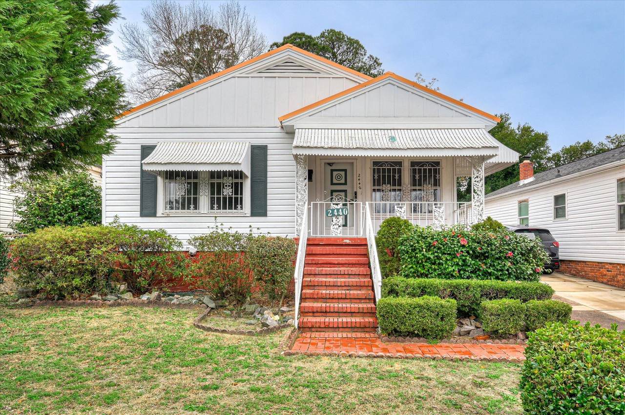 2440 Earl Street - Photo 1