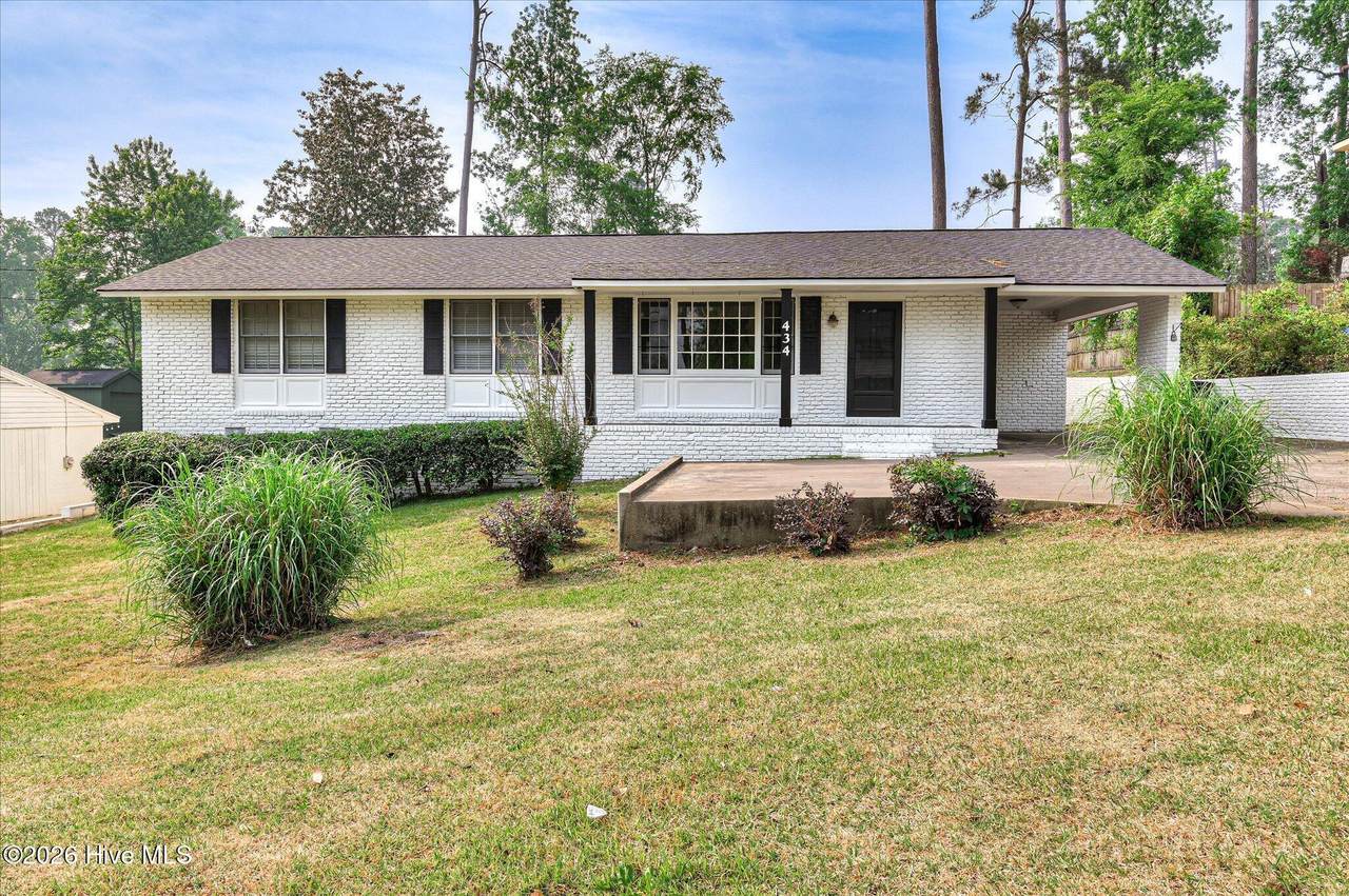 434 Aumond Road - Photo 1