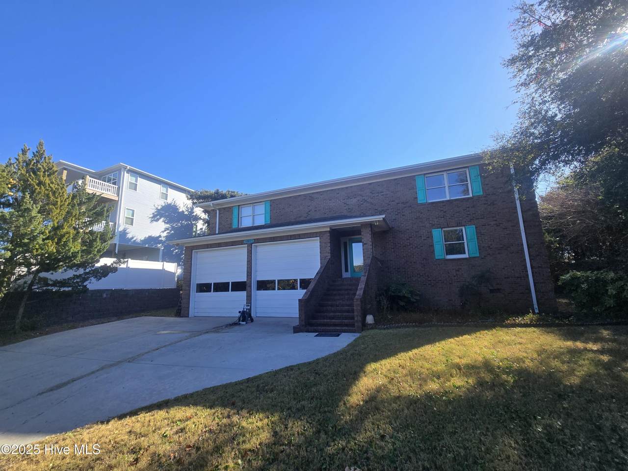 5901 Mclean Street - Photo 1