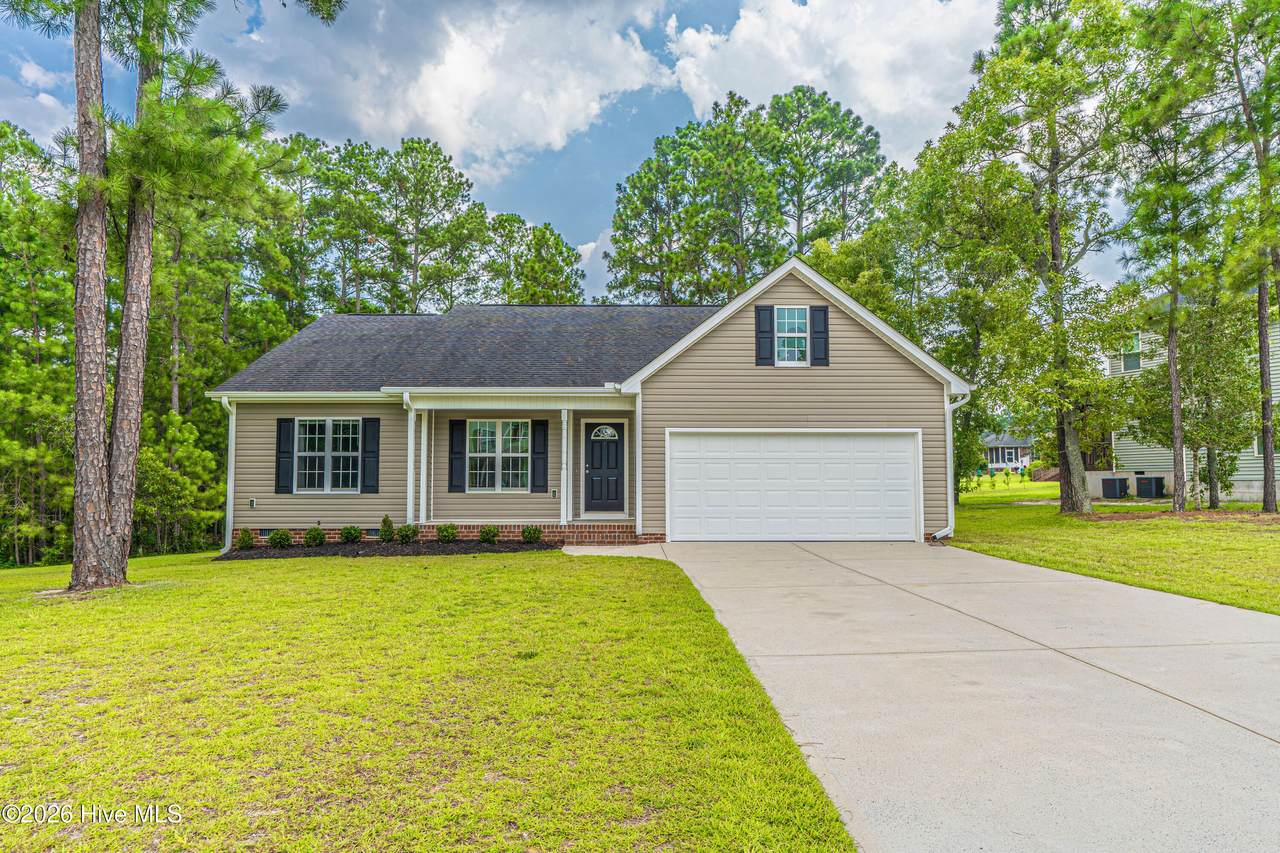 428 Green Links Drive - Photo 1