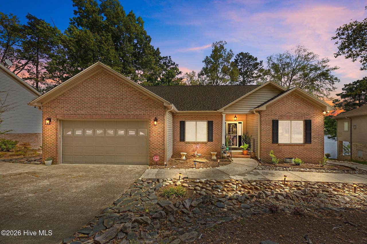 5149 Cardinal Circle - Photo 1