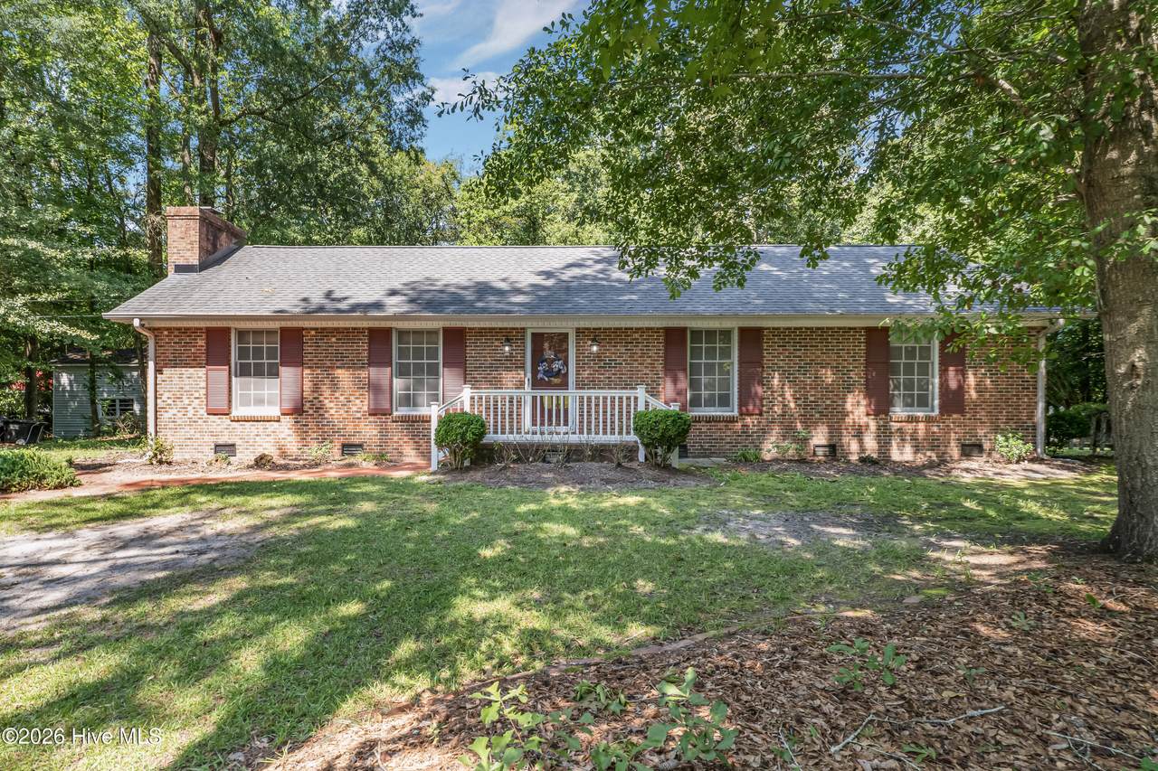 177 Washington Circle - Photo 1
