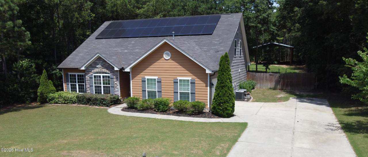 302 Foxchase Circle - Photo 1