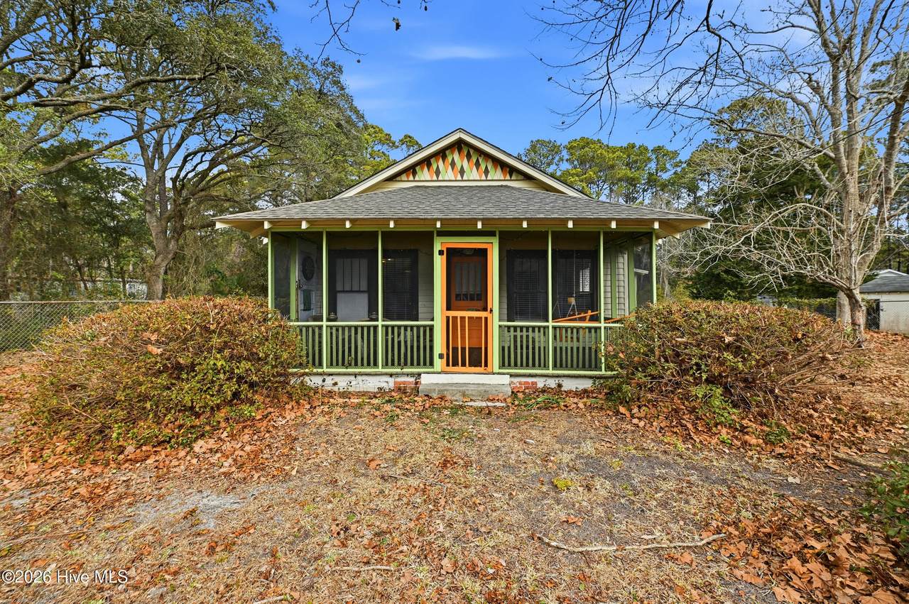 2072 Boones Neck Road - Photo 1