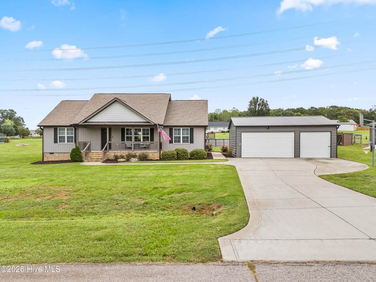 63 Springview Drive - Photo 1