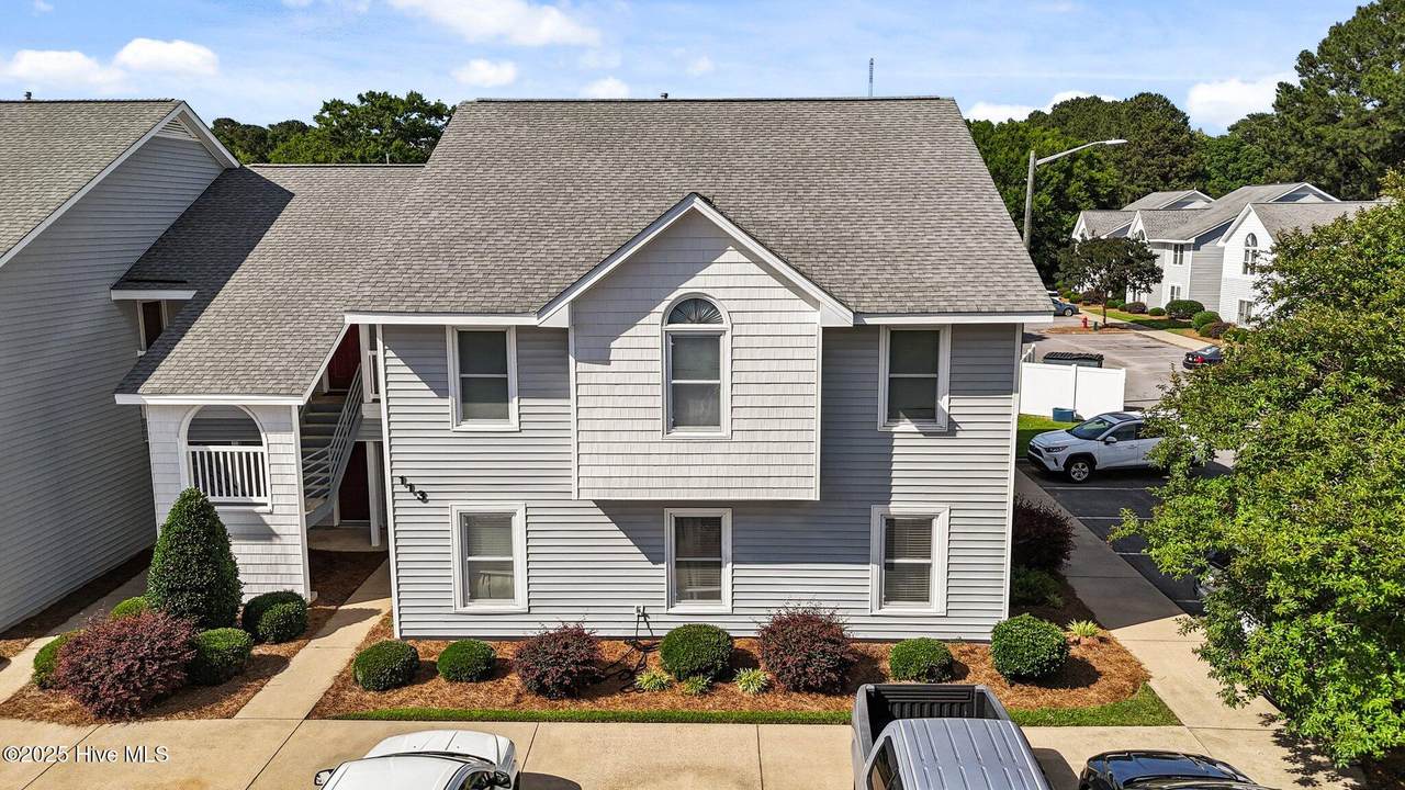 113 Victoria Court - Photo 1