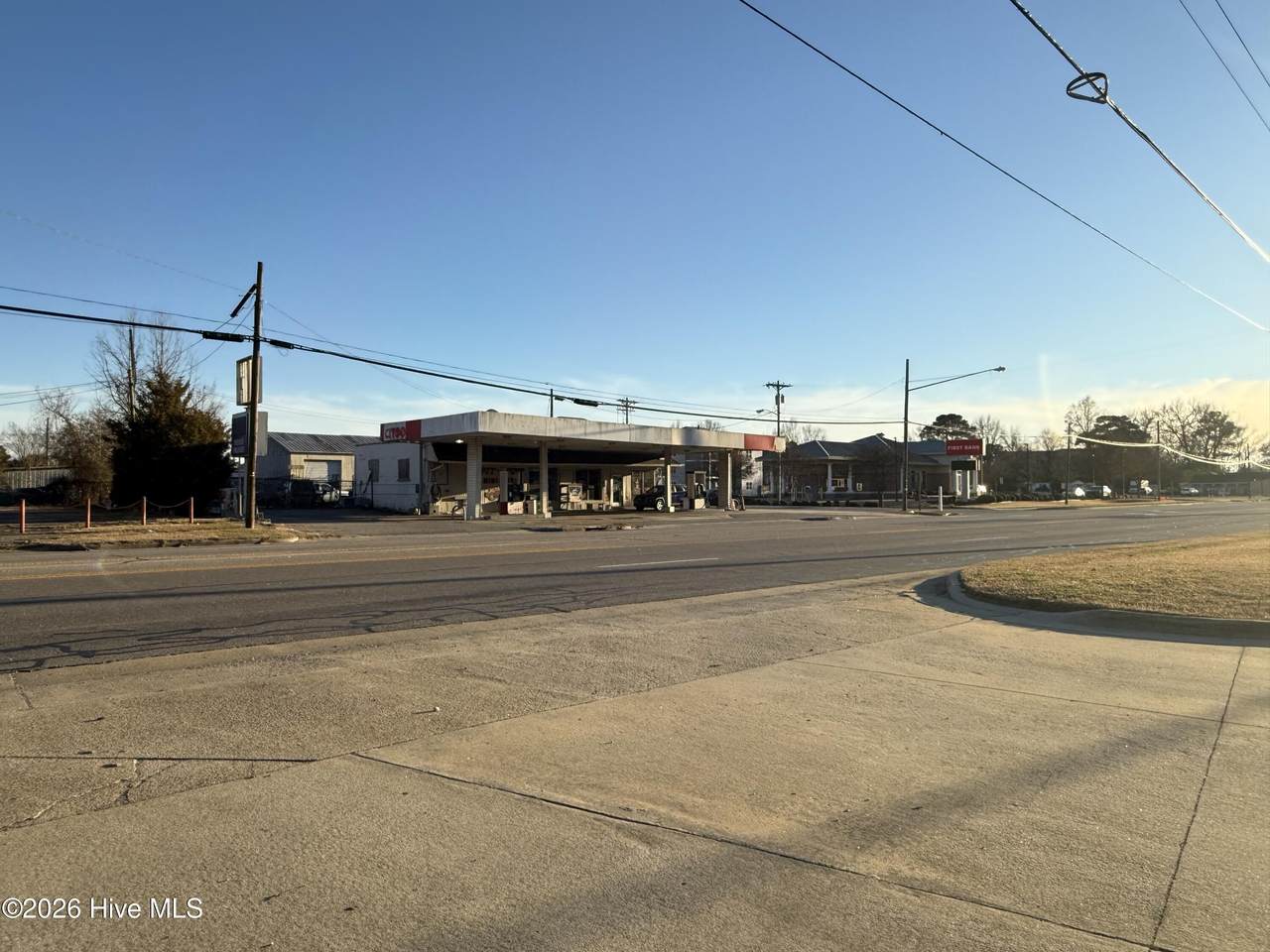 410 Hughes Boulevard - Photo 1