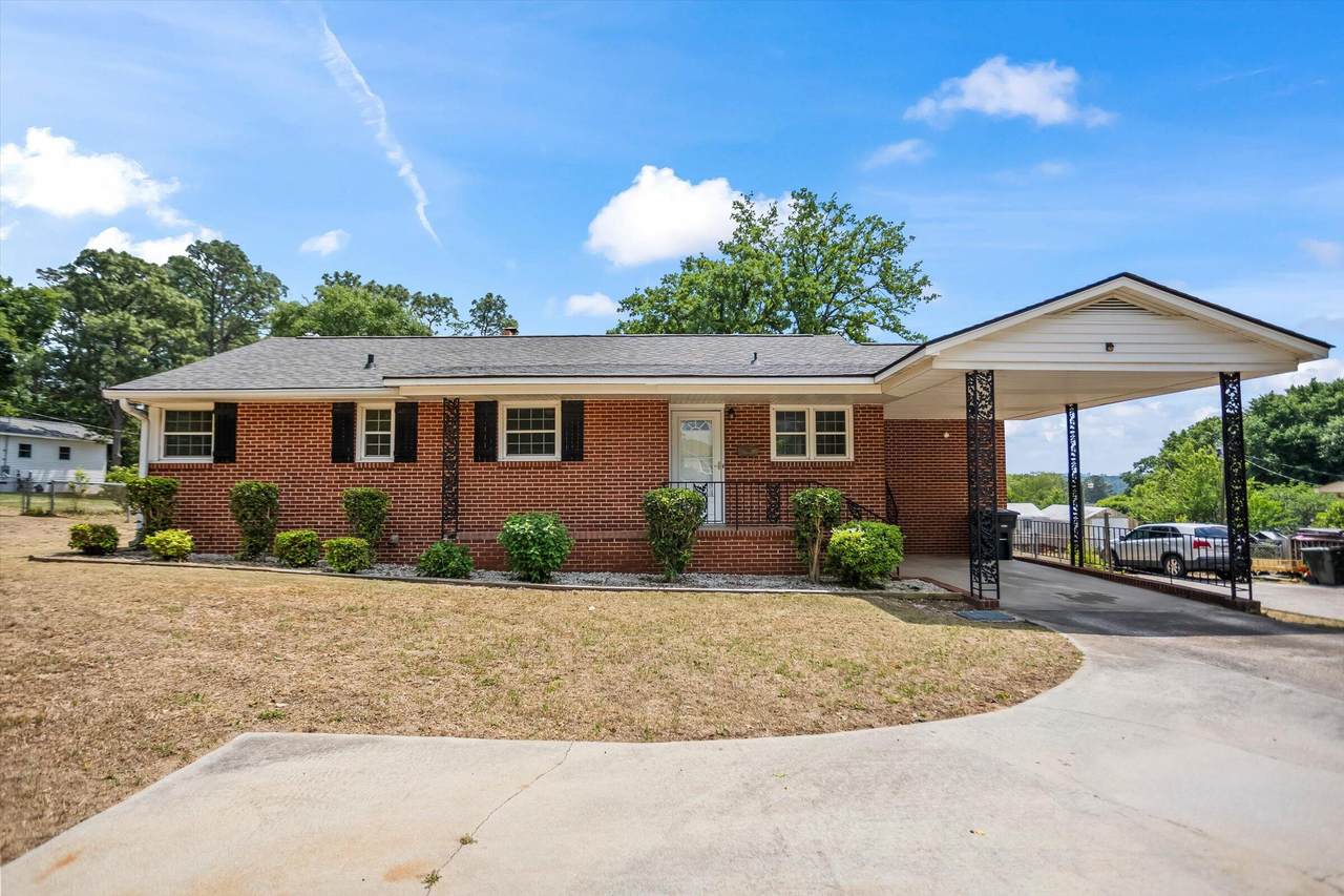 1831 Courtney Drive - Photo 1