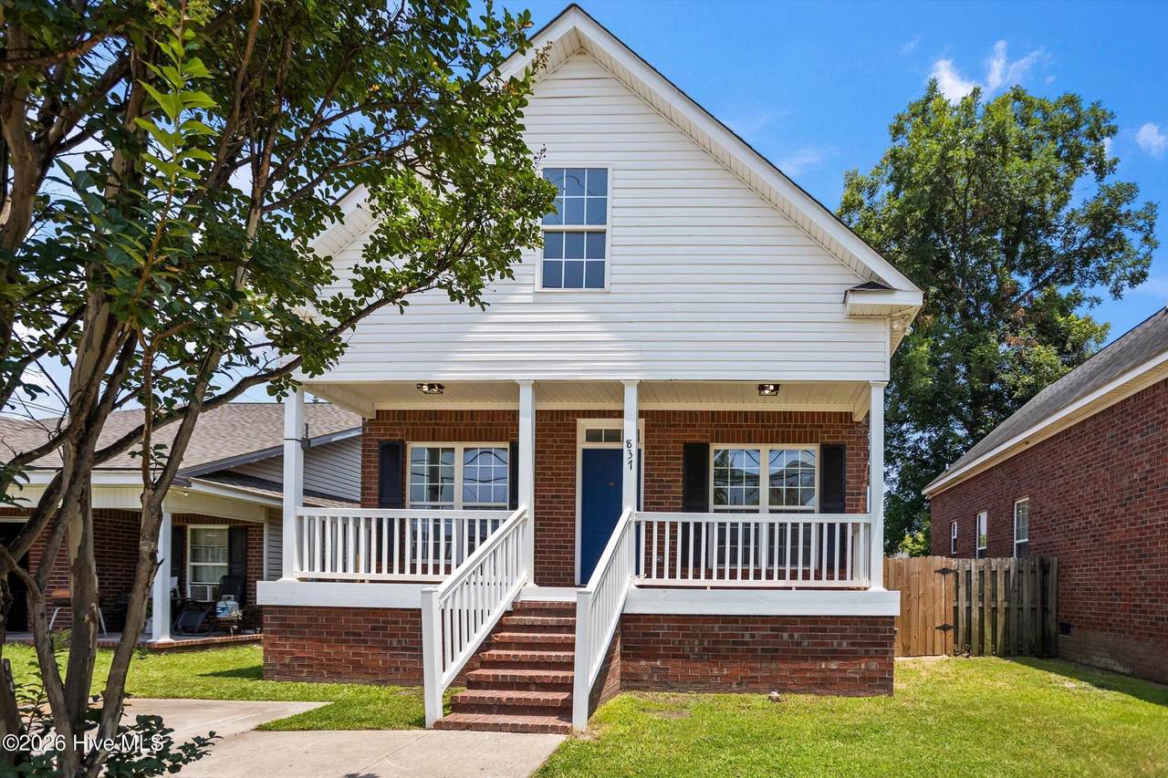 837 D'antignac Street - Photo 1
