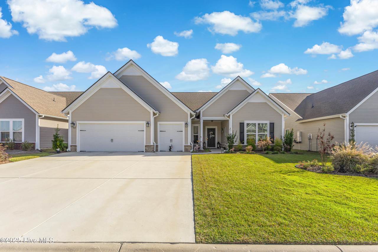 113 Eagle Claw Drive - Photo 1