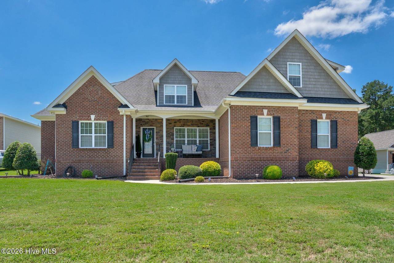 1701 Kingfisher Court - Photo 1