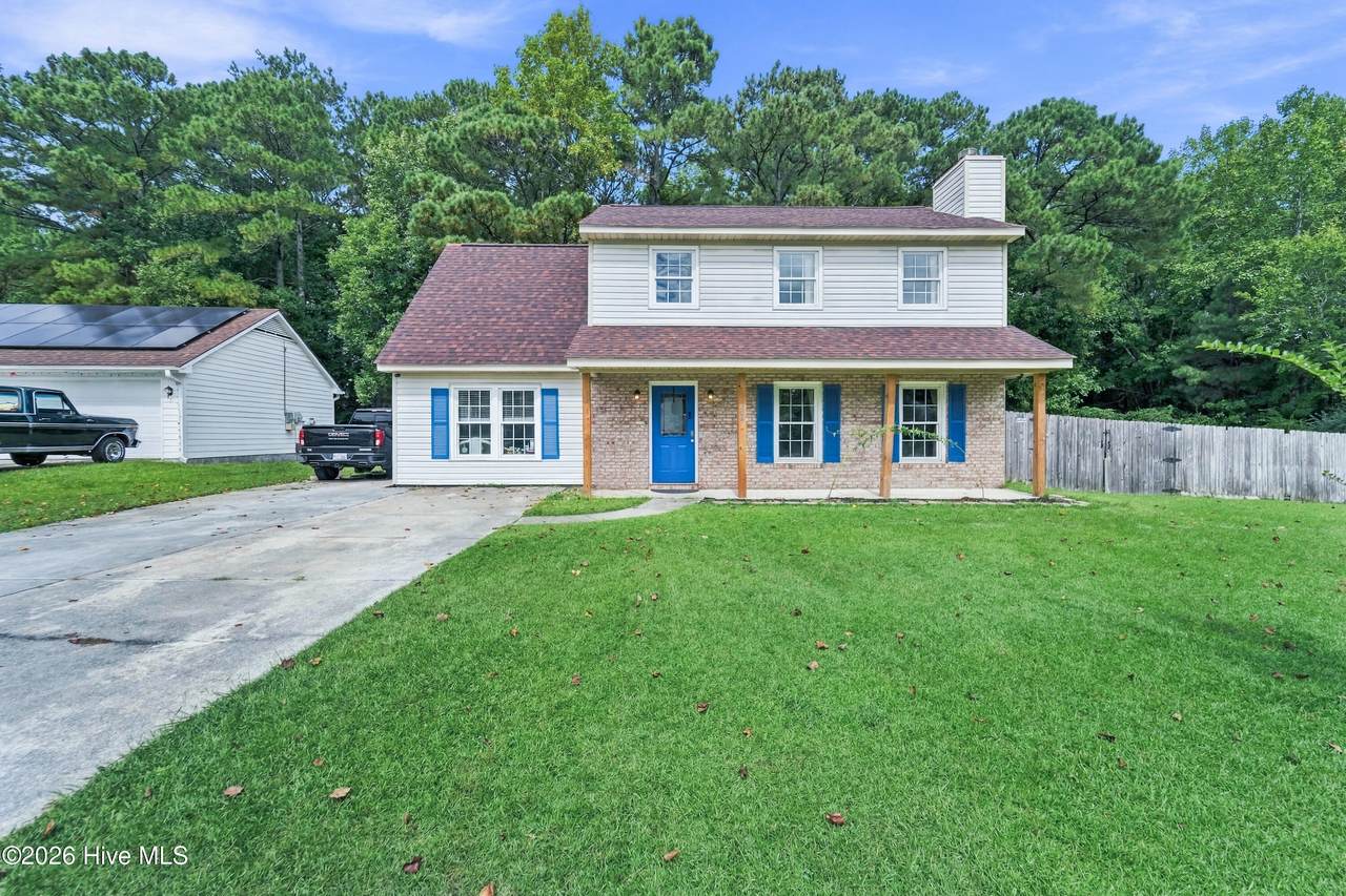 304 Pebble Lane - Photo 1
