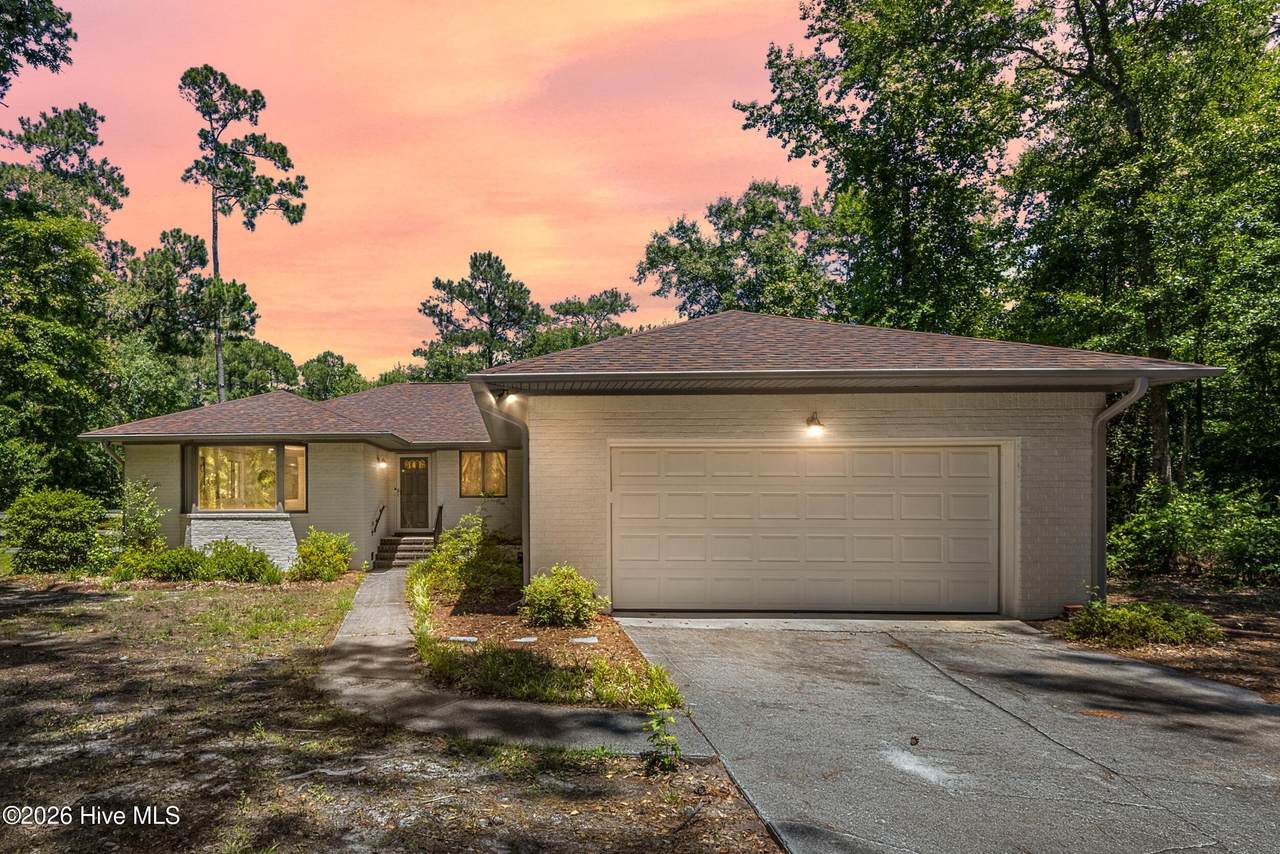 303 Long Leaf Drive - Photo 1