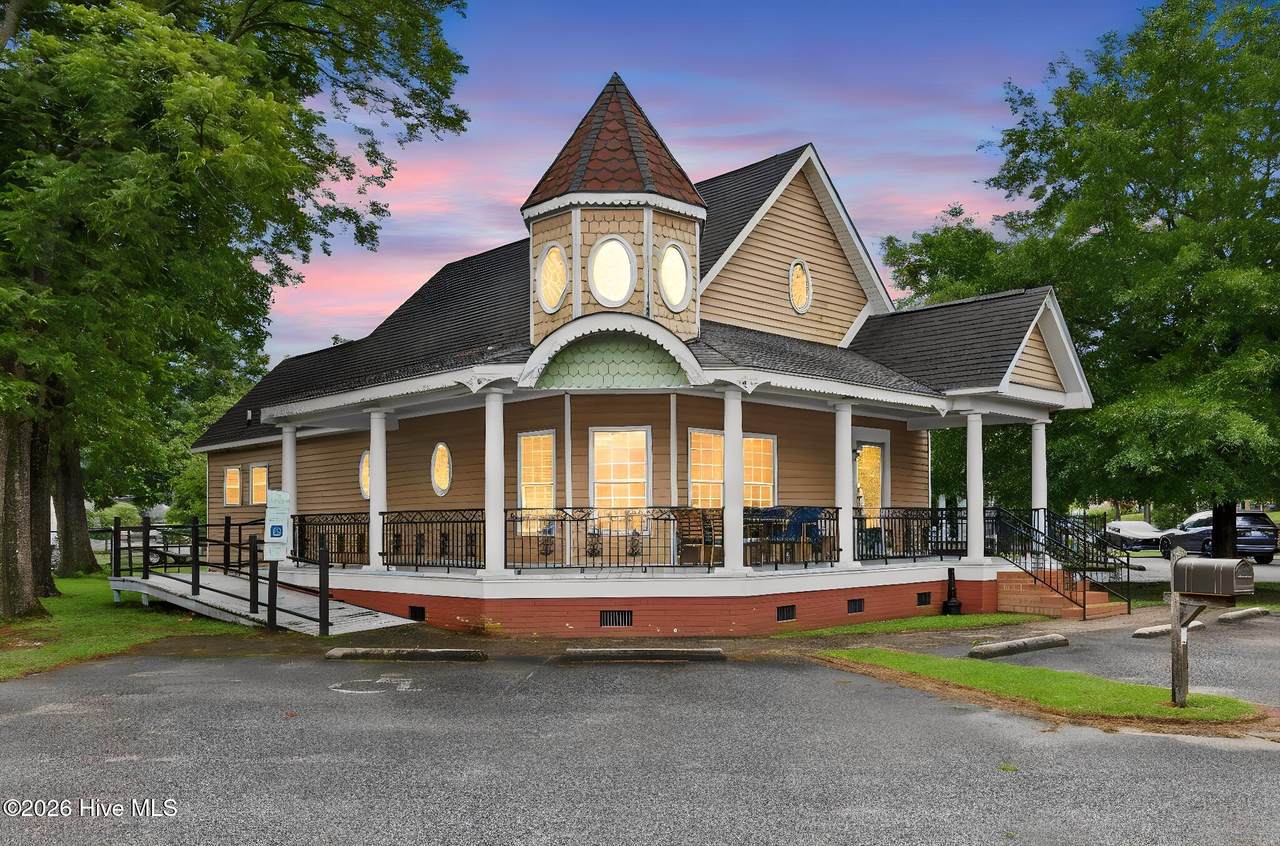 420 Main Street - Photo 1