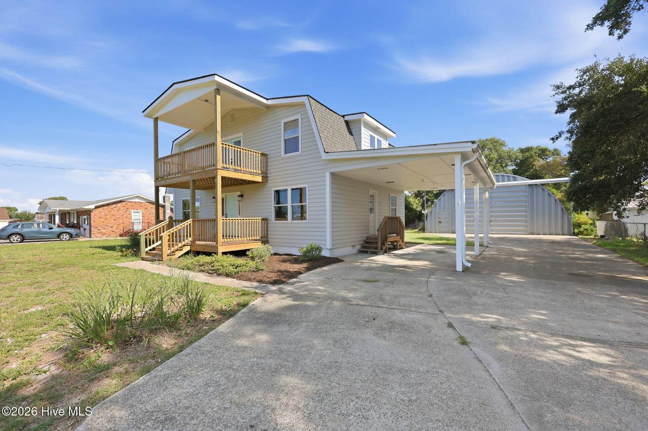 377 Diamond City Drive - Photo 1
