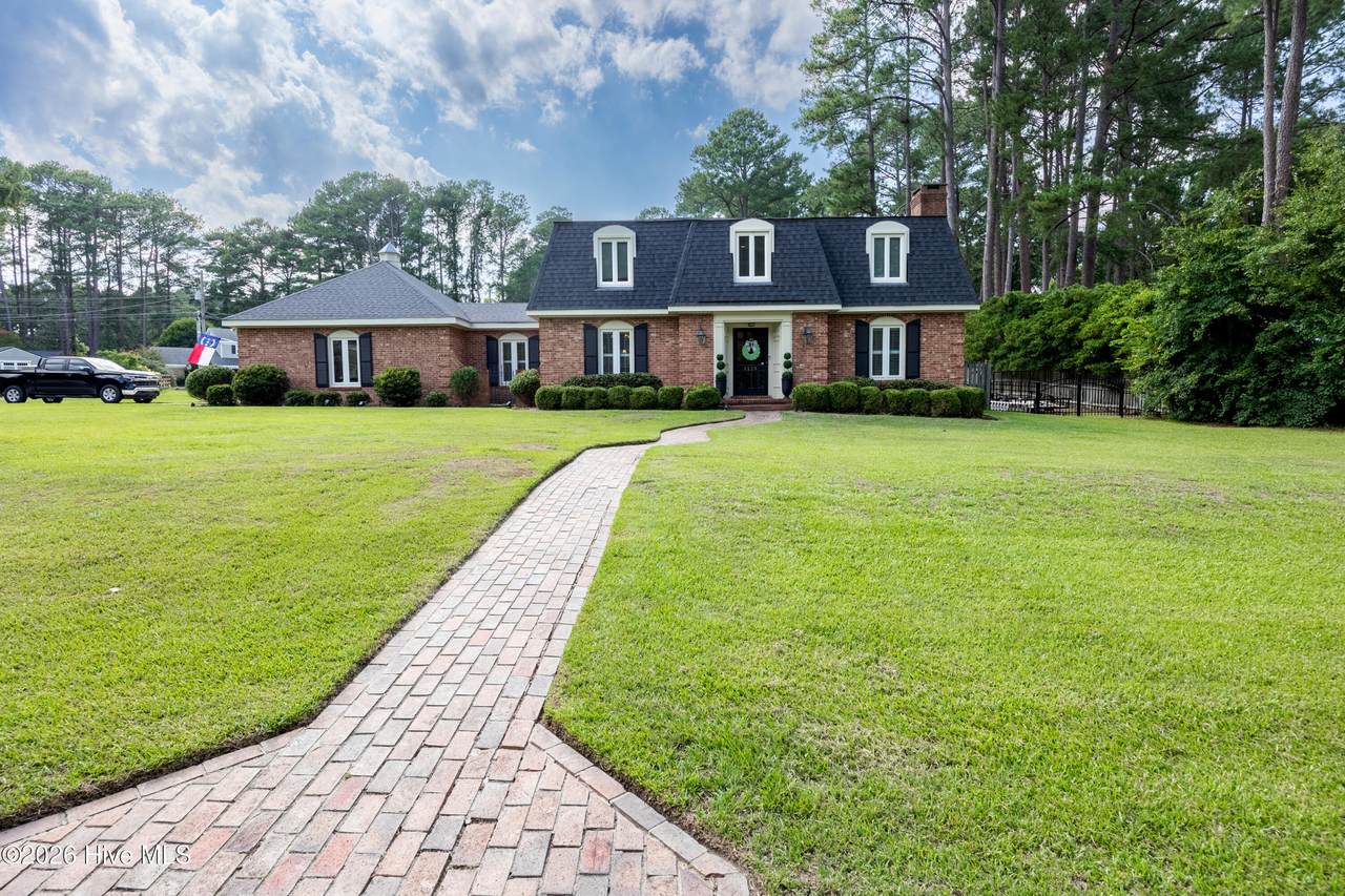 1119 Windemere Drive - Photo 1