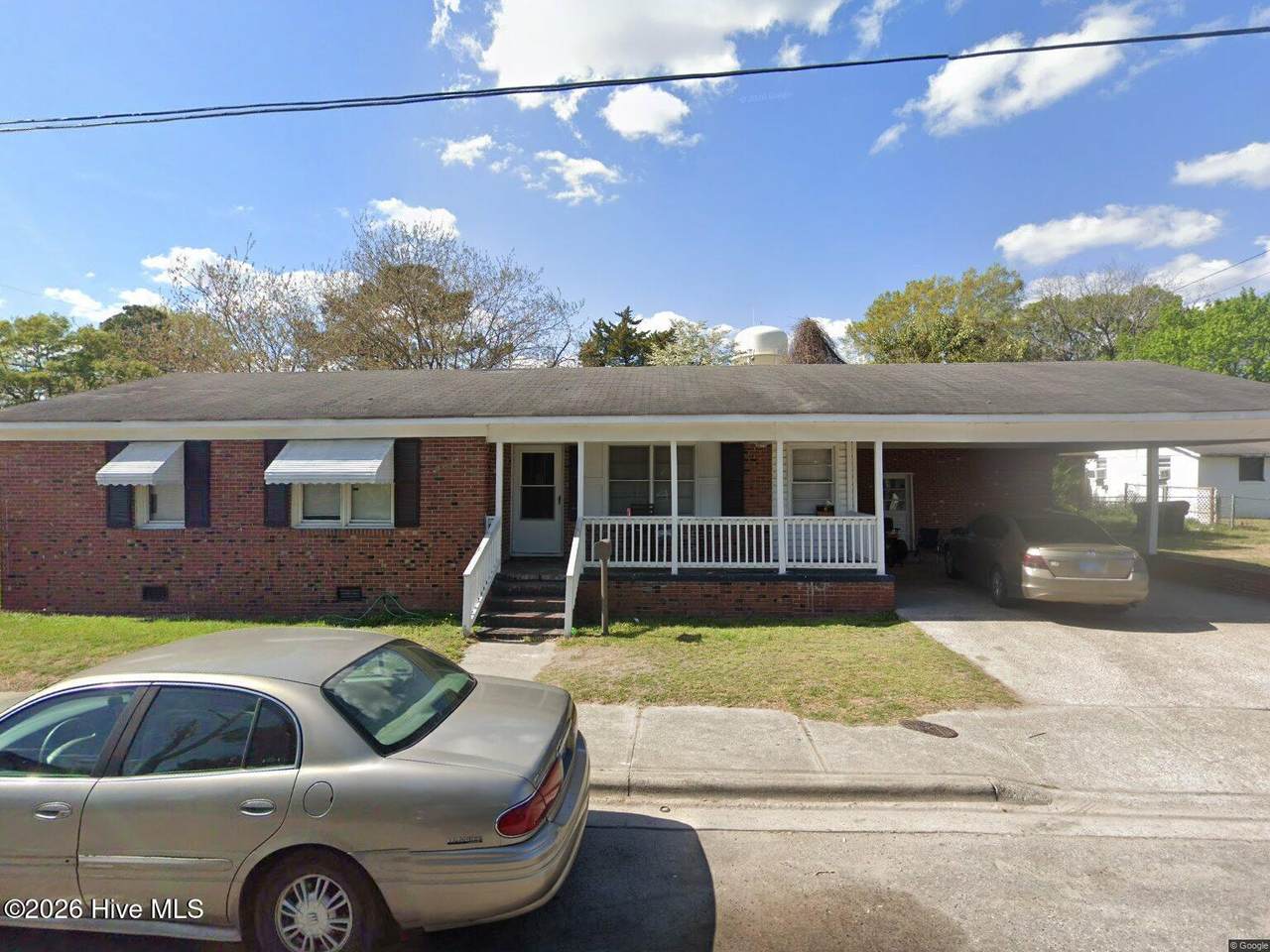 335 Slade Street - Photo 1