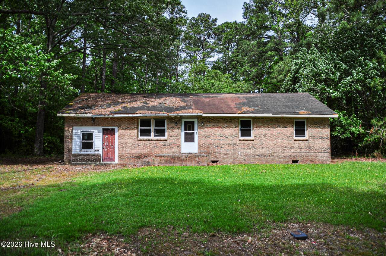 183 Sand Hills Road - Photo 1