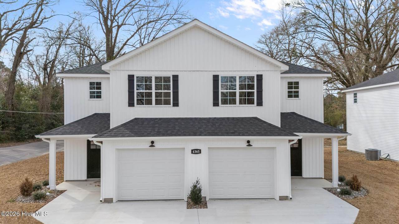 4365 Pine Street - Photo 1